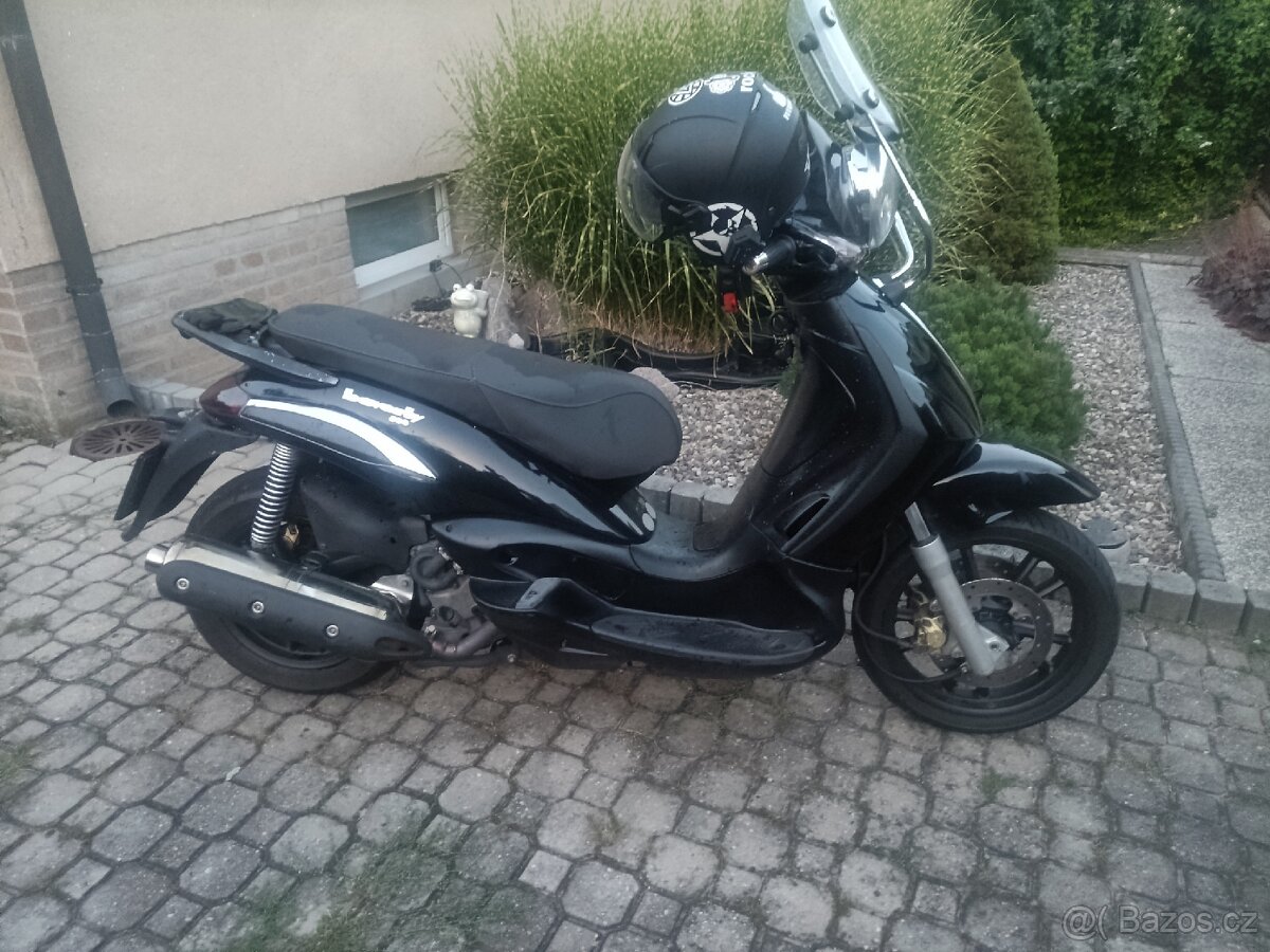 Piaggio Beverly 500 - 2