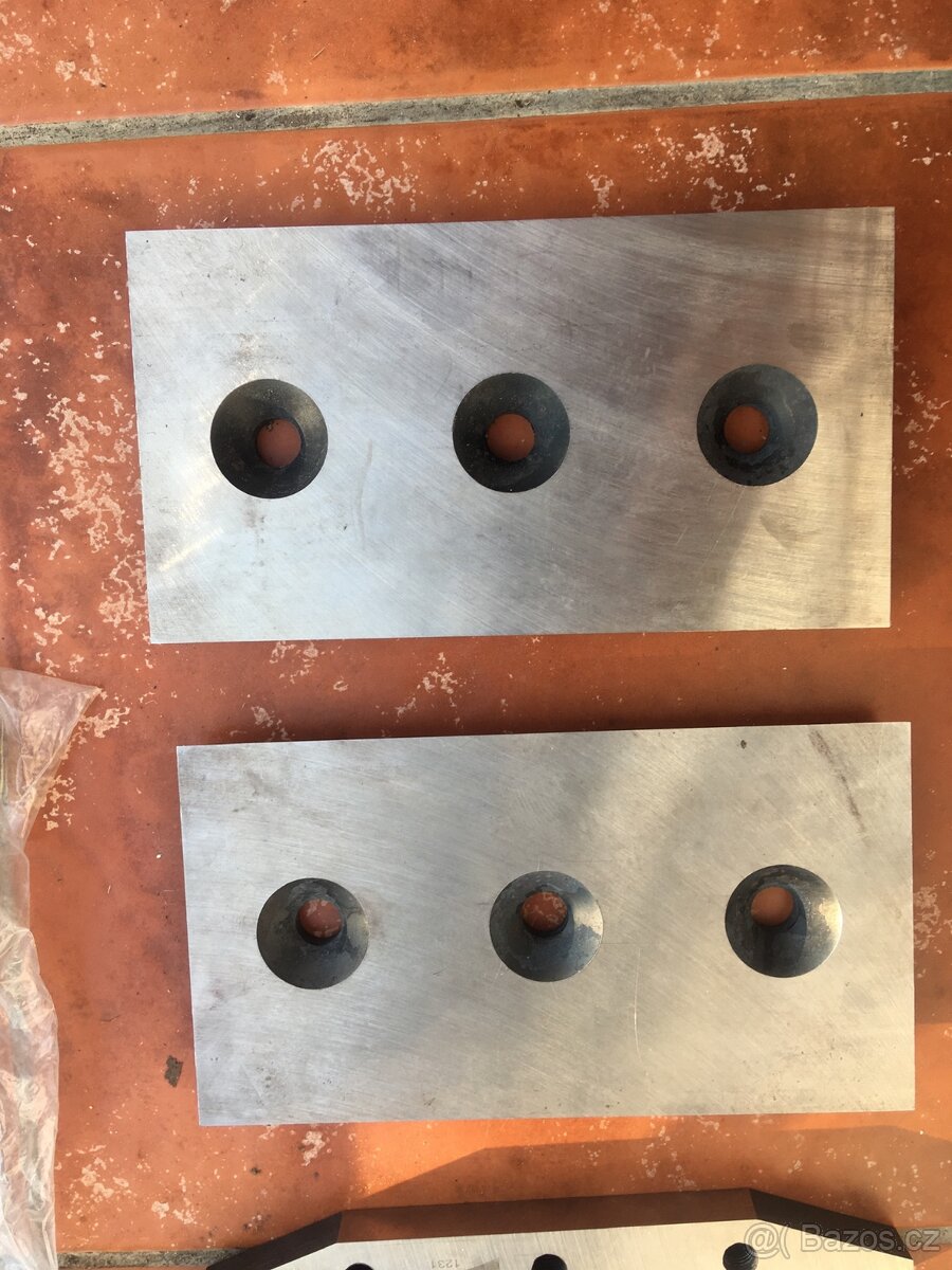 Nože na štěpkovač - 2