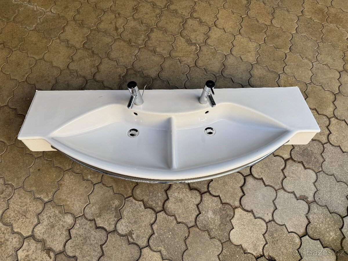 Umyvadlo LAUFEN dvojumyvadlo s bateriemi Hansgrohe - 2