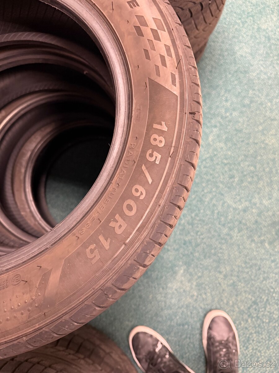 Prodám letní pneumatiky 185/60/R15 - 2