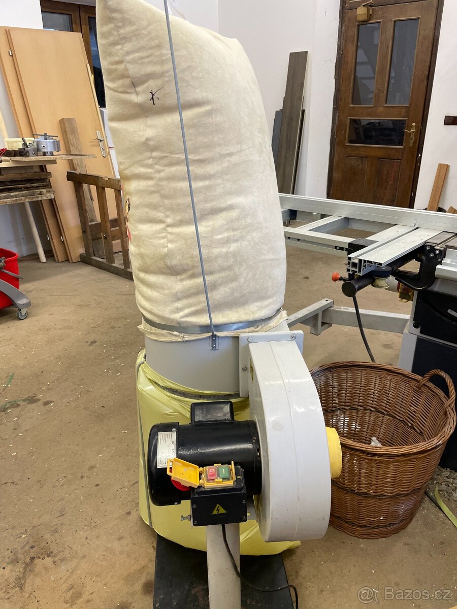 Odsávačka na piliny - 2