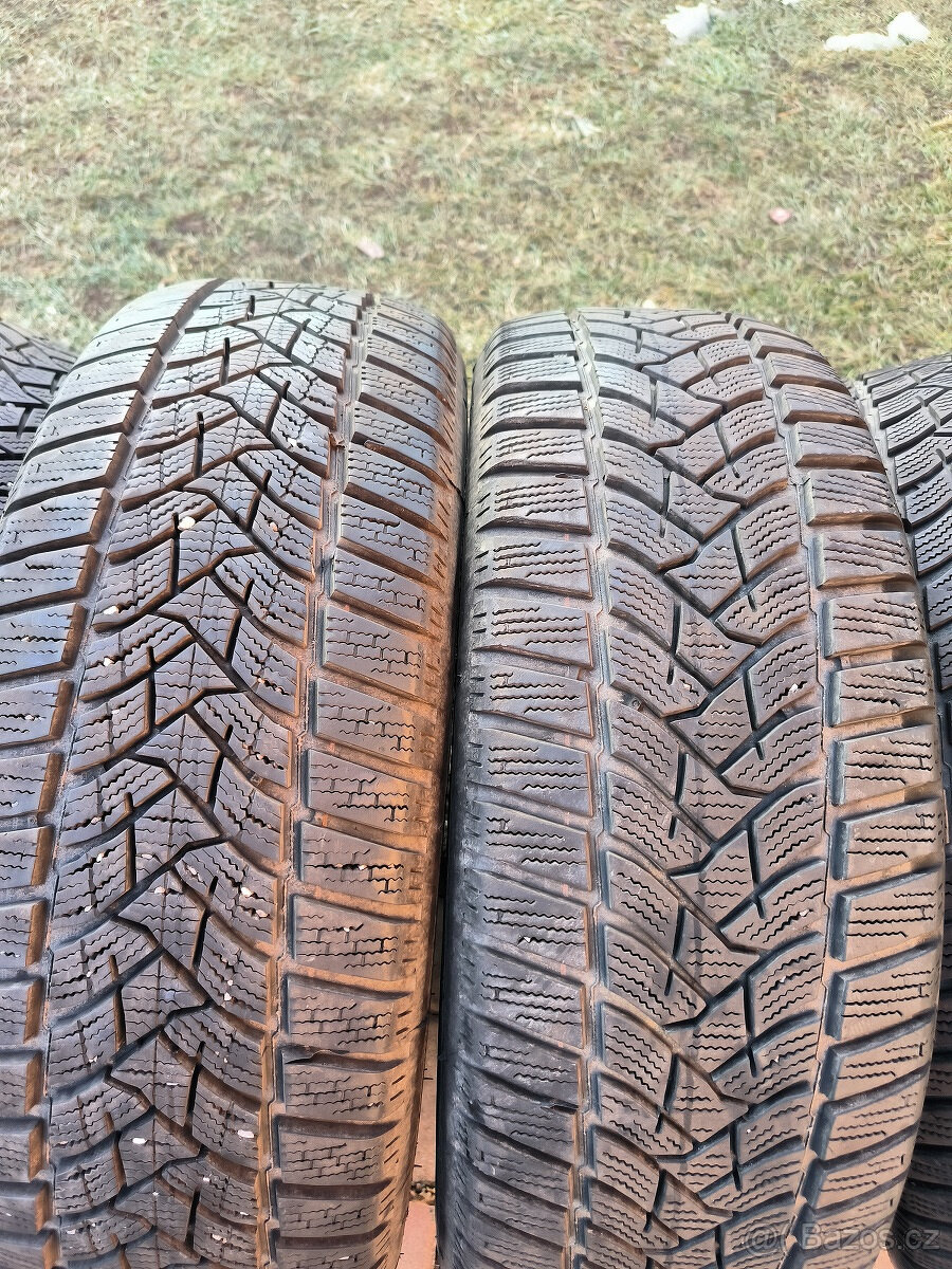 4 zimní pneumatiky 205/60/16 DUNLOP - 2
