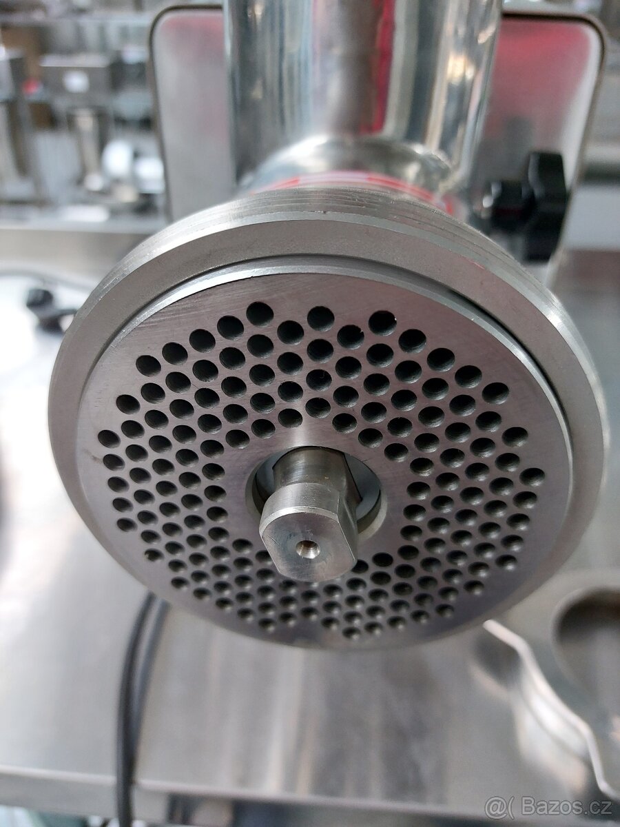 Mlýnek na maso Technologis MG-22/230V - 2