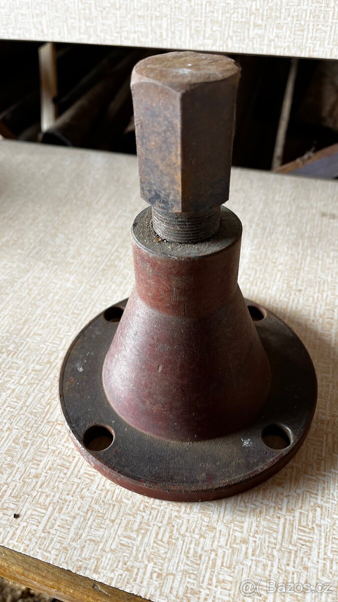 Stahovák bubnů Škoda - originál - 2