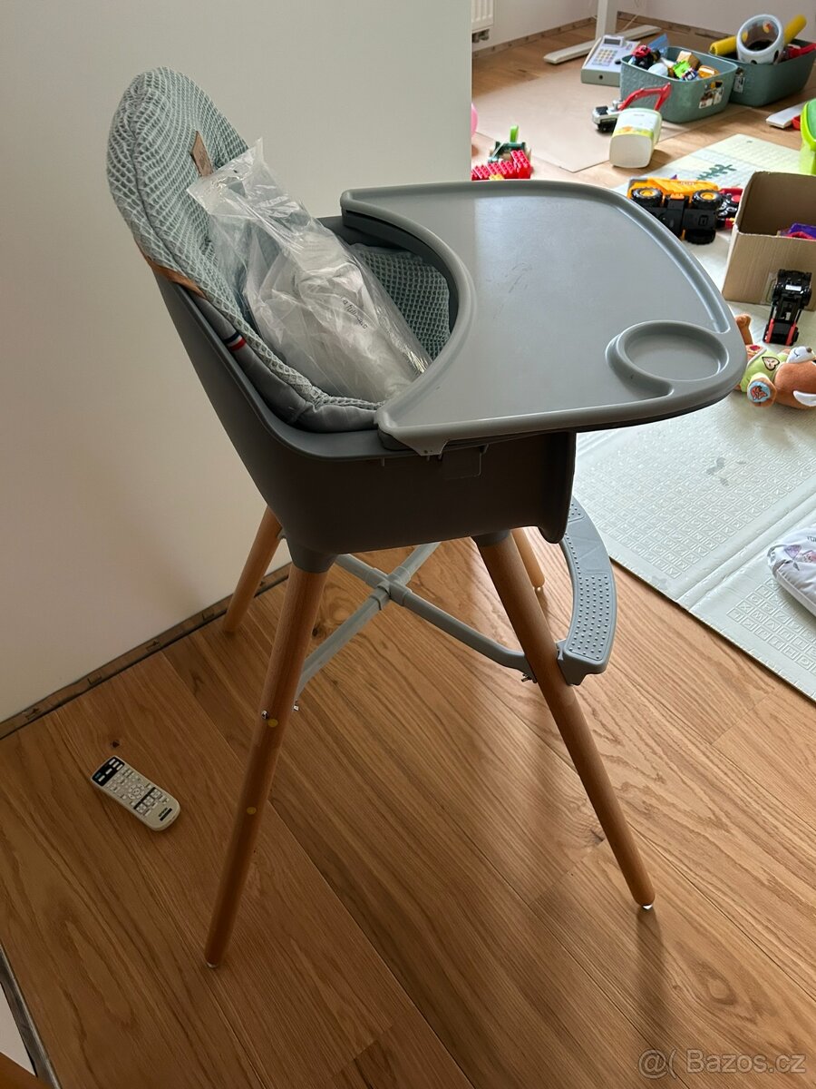Dětská jidelní židle - 2