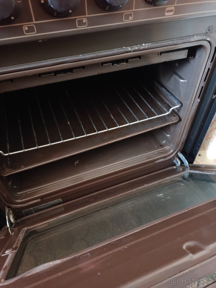 Trouba + varná deska + digestoř - 2