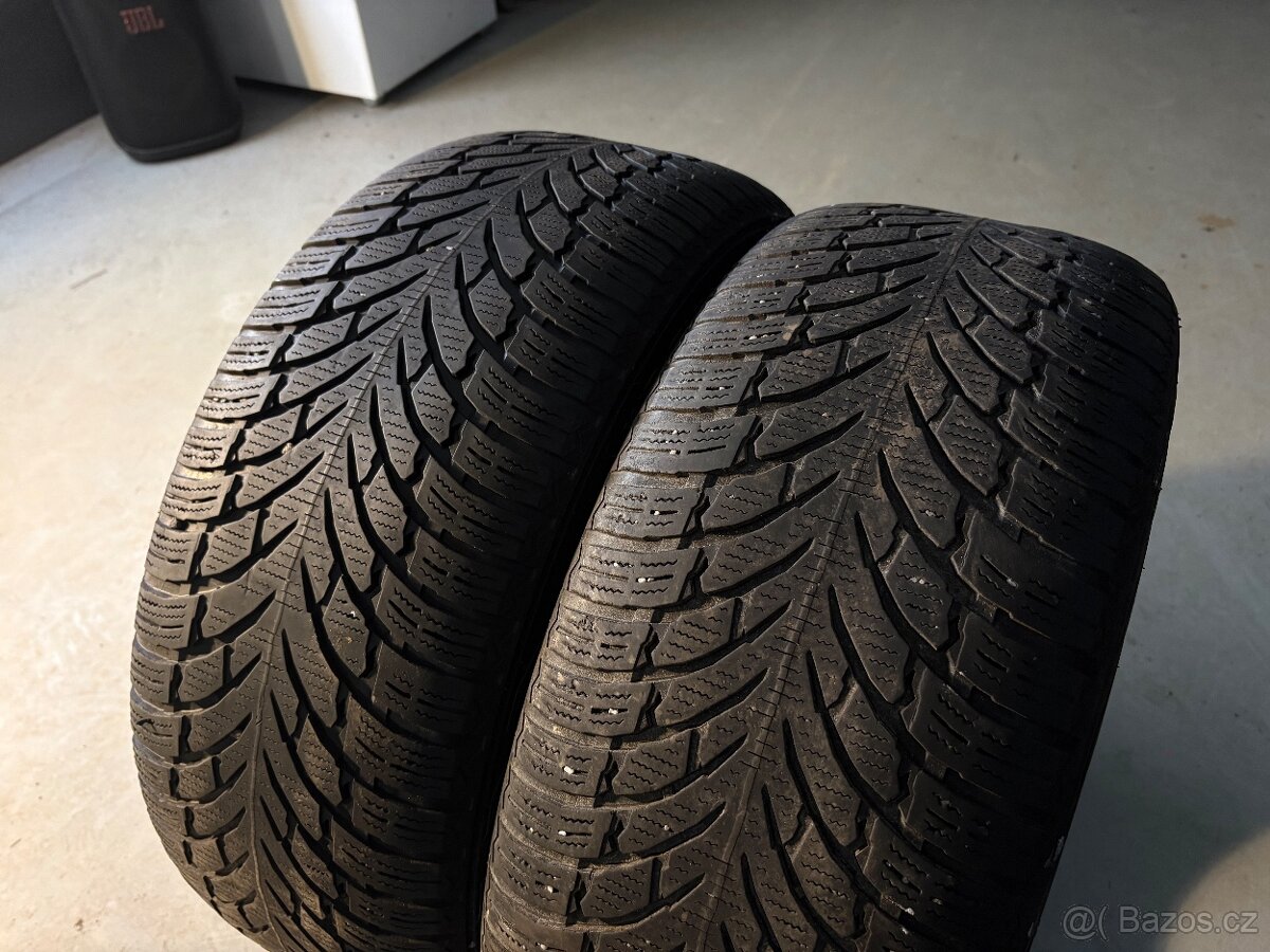 Zimní pneu Nokian 235/50R18 - 2