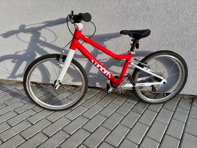 Woom 4 (Vel. 20″) TOP STAV - 2