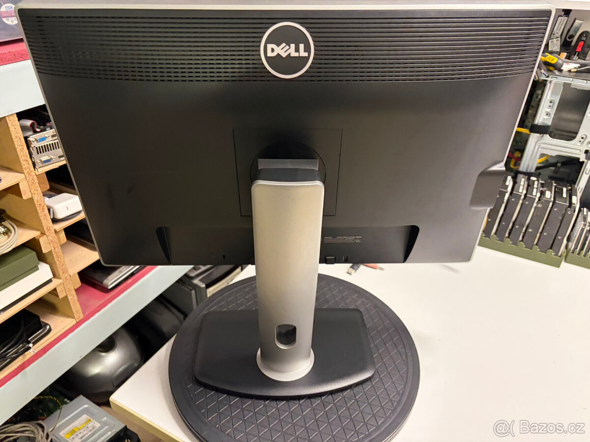 Dell UltraSharp U2412M - 2