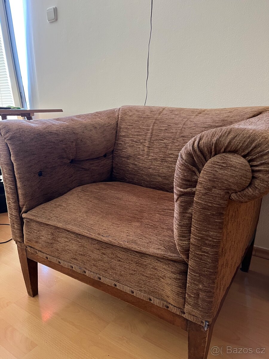 Křeslo starožitné - 2