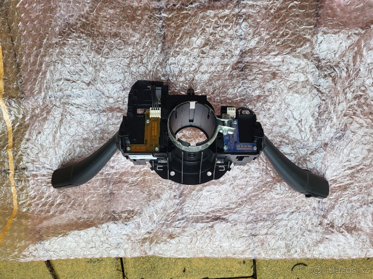 Kombinovaný přepínač audi Q5 2010 - 2