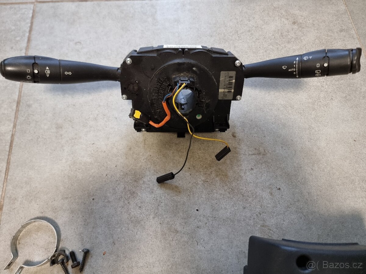 SLEVA - Citroen C2 - Komplet páčky pod volant - 2