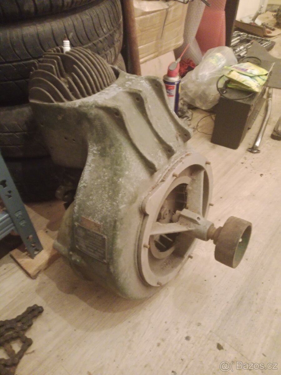 Motor motorobot PF62 - 2