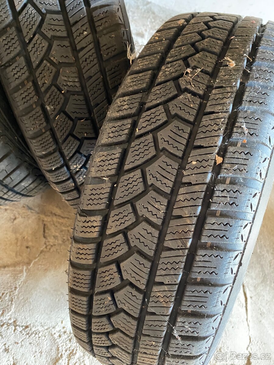 Pneu na disku R14 - 2