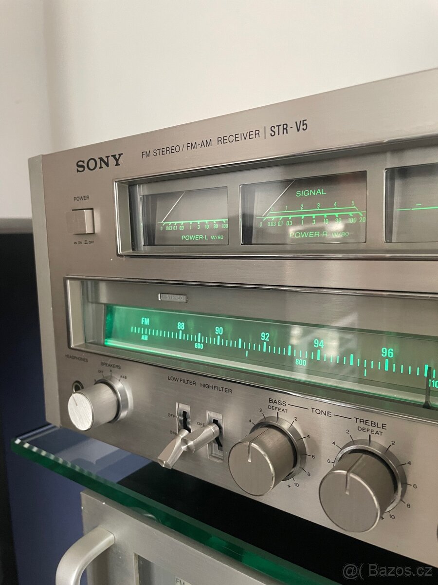 receiver SONY STR-V5 - 2