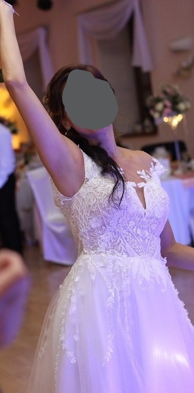 svatební šaty, ručně šité ve svatebním salónu - 2