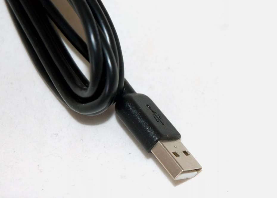 TOMTOM datový a nabíjecí kabel USB pro GO1000/1005/7100/9100 - 2