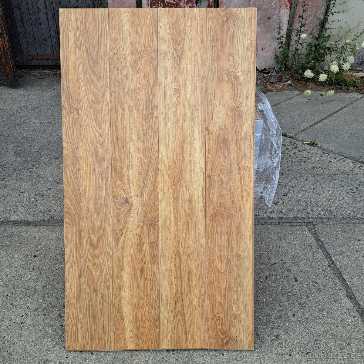 Nabízím švýcarskou laminátovou podlahu SWISS-NOBLESSE - 2