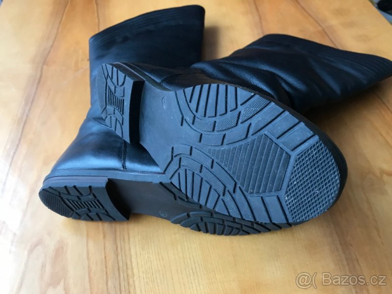 Dámské kožené kozačky s kožíškem,v.41 - 2