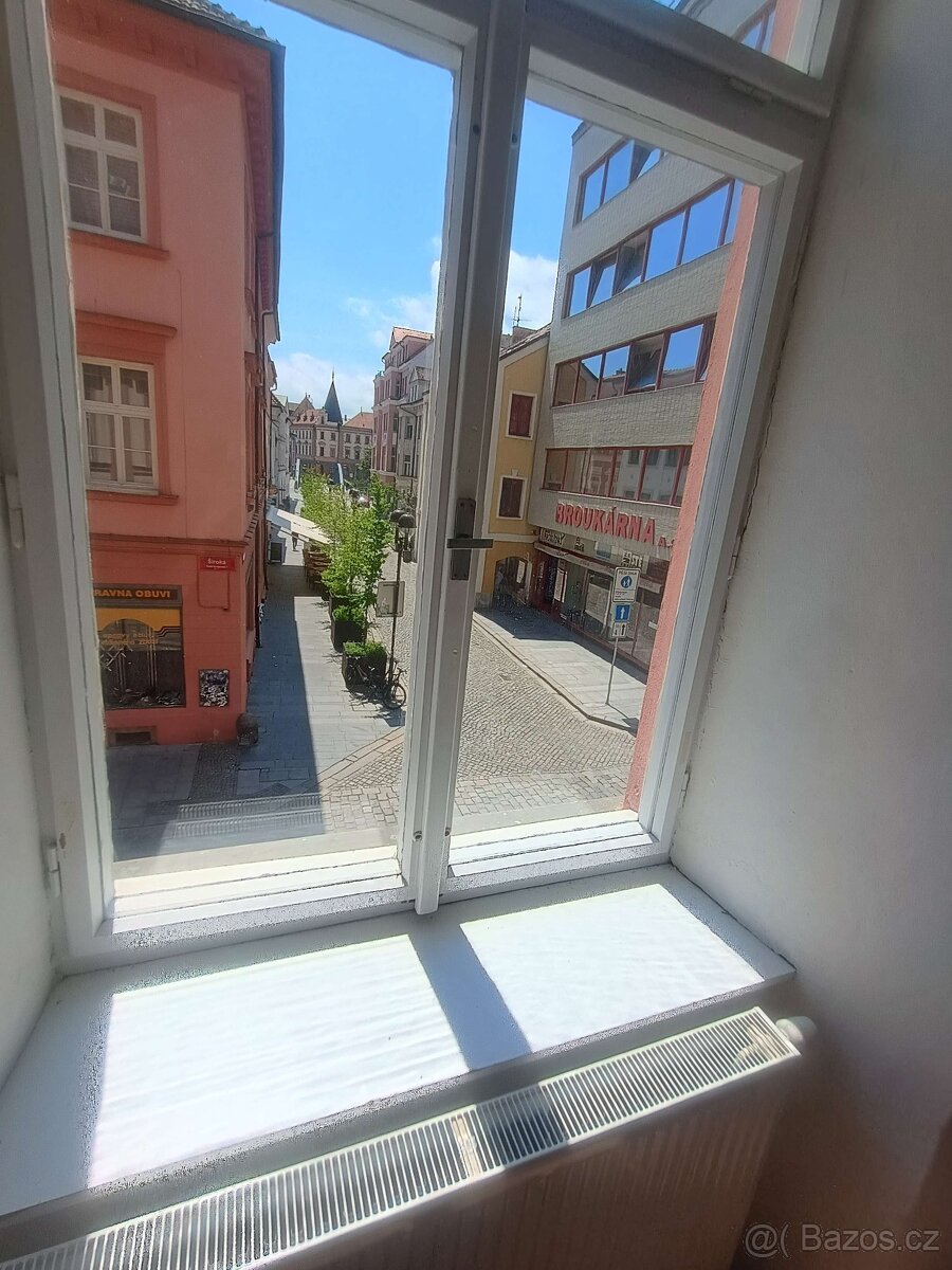 Pronájem 4+1 České Budějovice, Dr. Stejskala v centru - 2