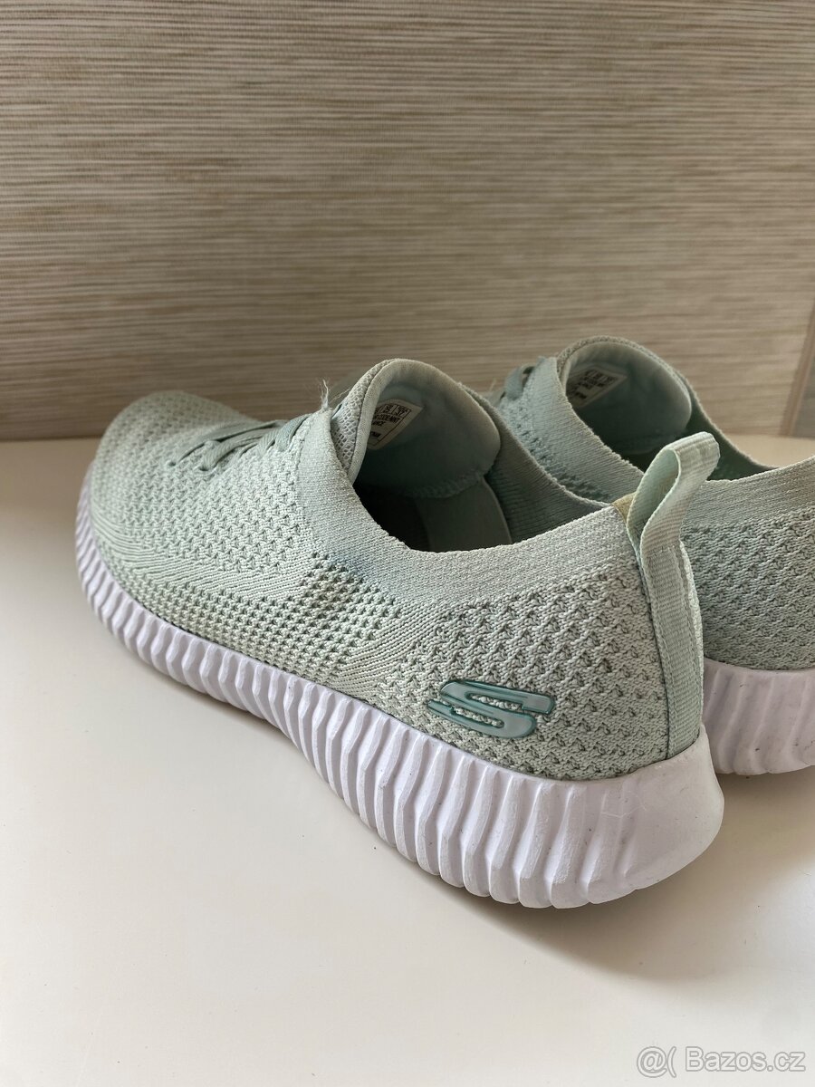 Dámské botasky Skechers vel. 38 - 2