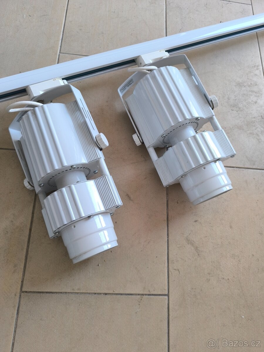Kolejnicovy systém reflektorů 3 ks - 2