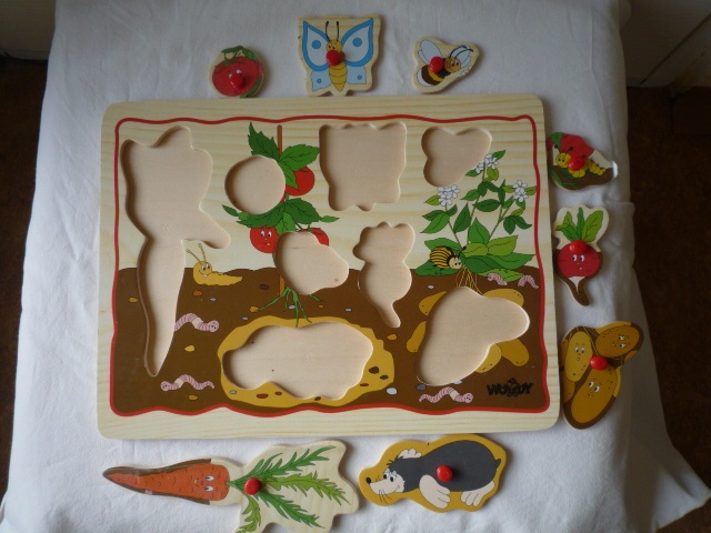 Dřevěná hračka - 2