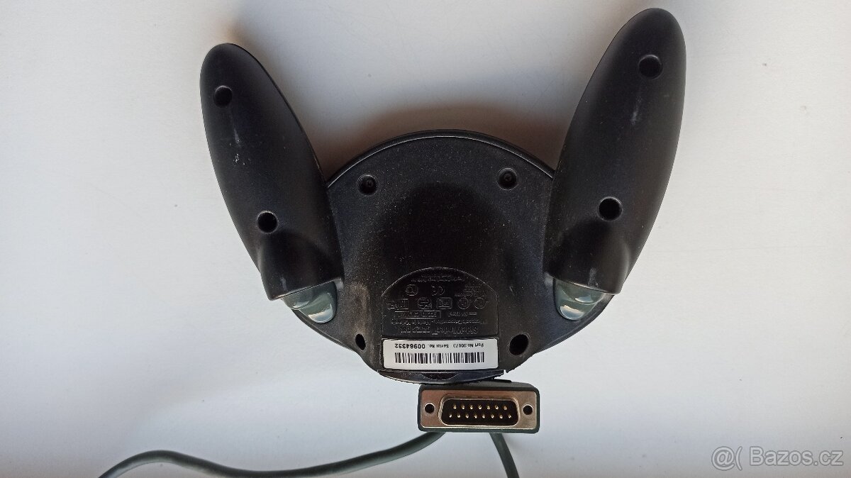 Microsoft game pad - 2