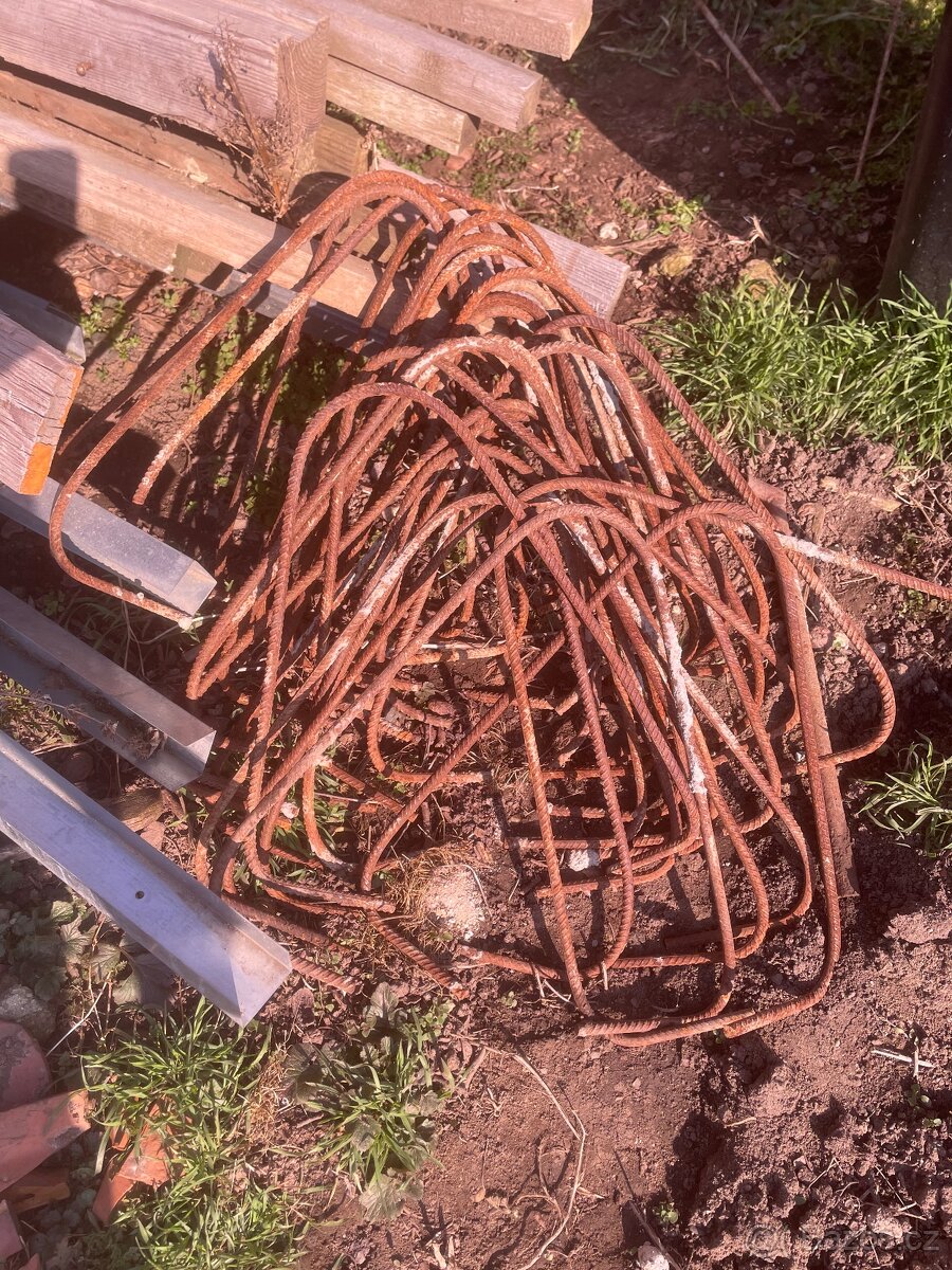 Péra na šalování - 2