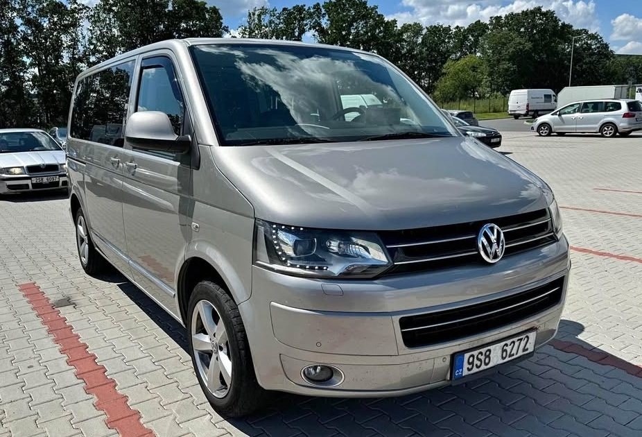 VW Multivan 2.0 BiT 4 MOTION - 2