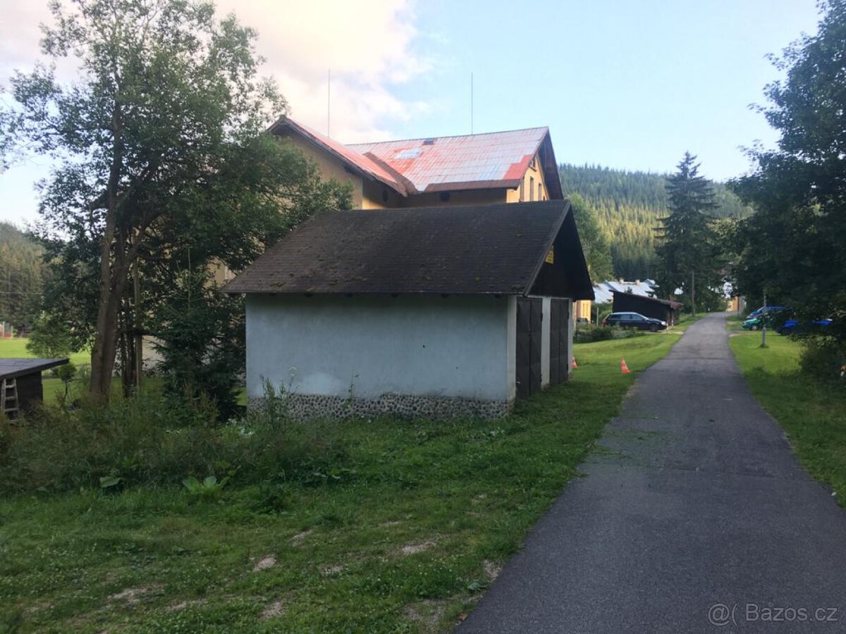 dvougaráž - 2