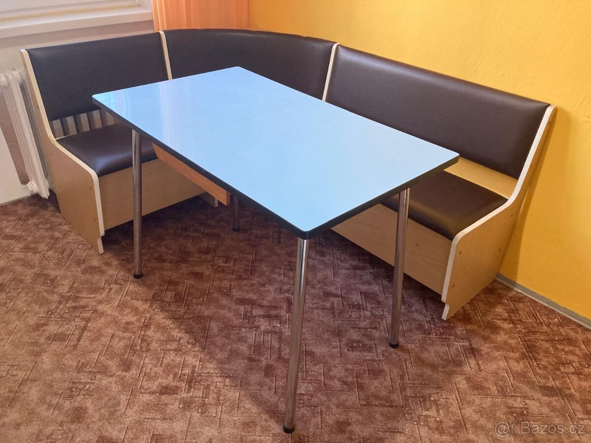 Rohová lavice a stůl - 2