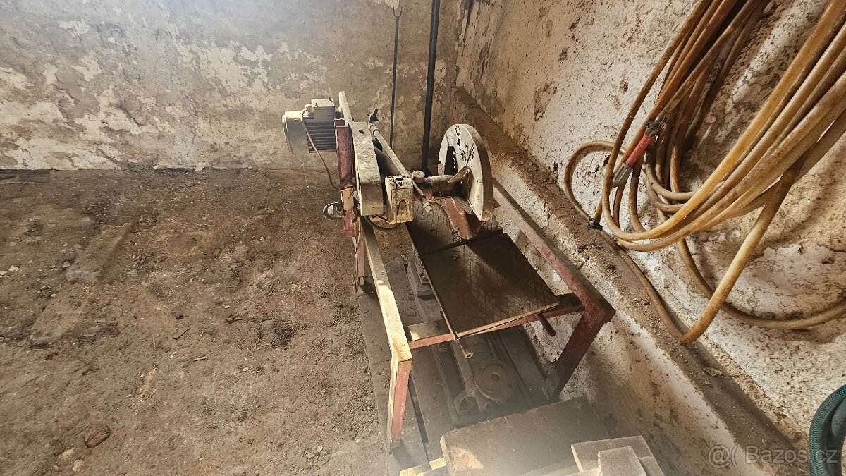 Prodám pilu na dlažbu - 2