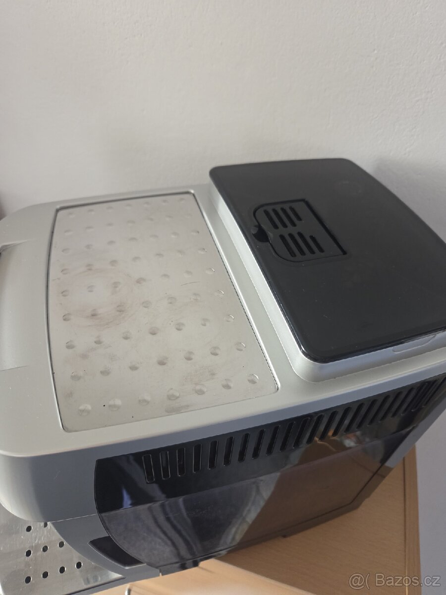 Kávovar Delonghi - 2