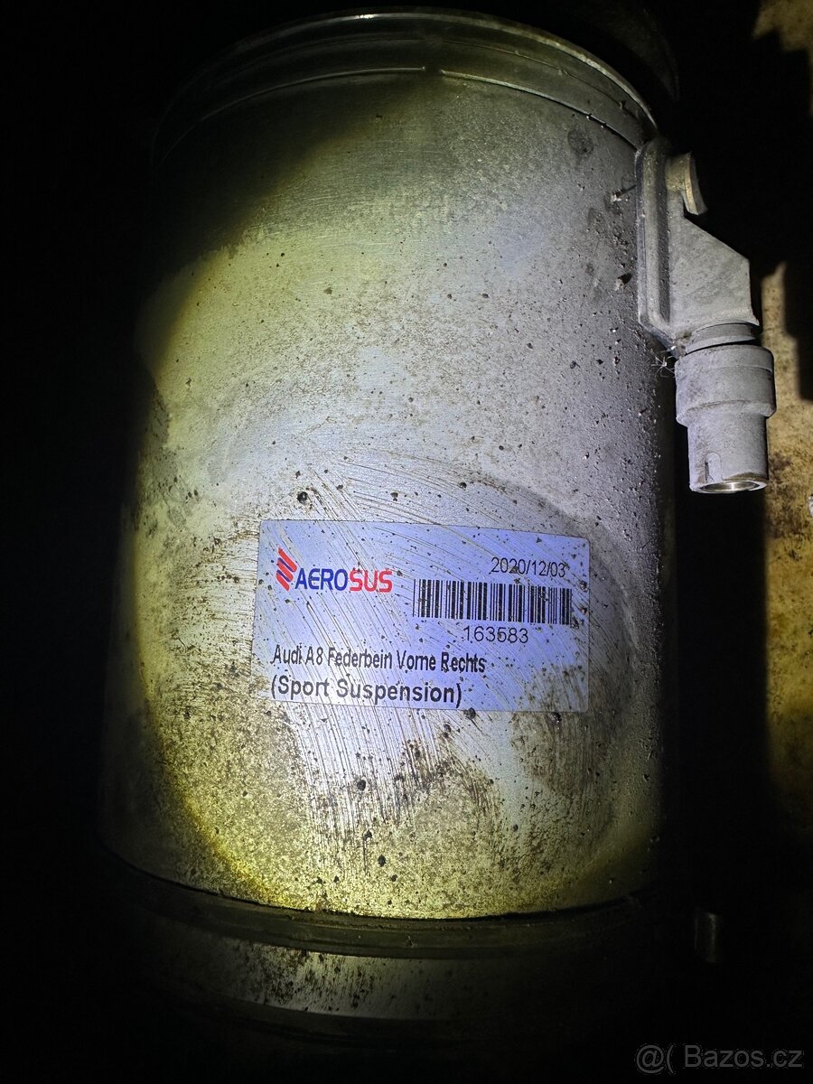 Audi a8 d3 měchy - 2