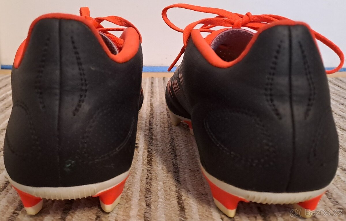 Kopačky Adidas Predátor vel. 43 1/3 - 2