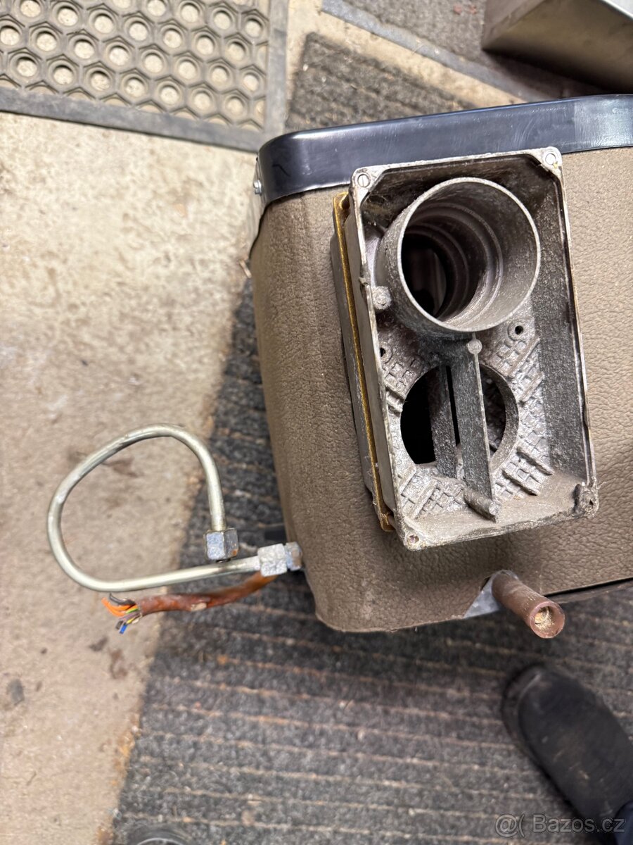 Mini bojler do karavanu na ohřev teplé vody - 2