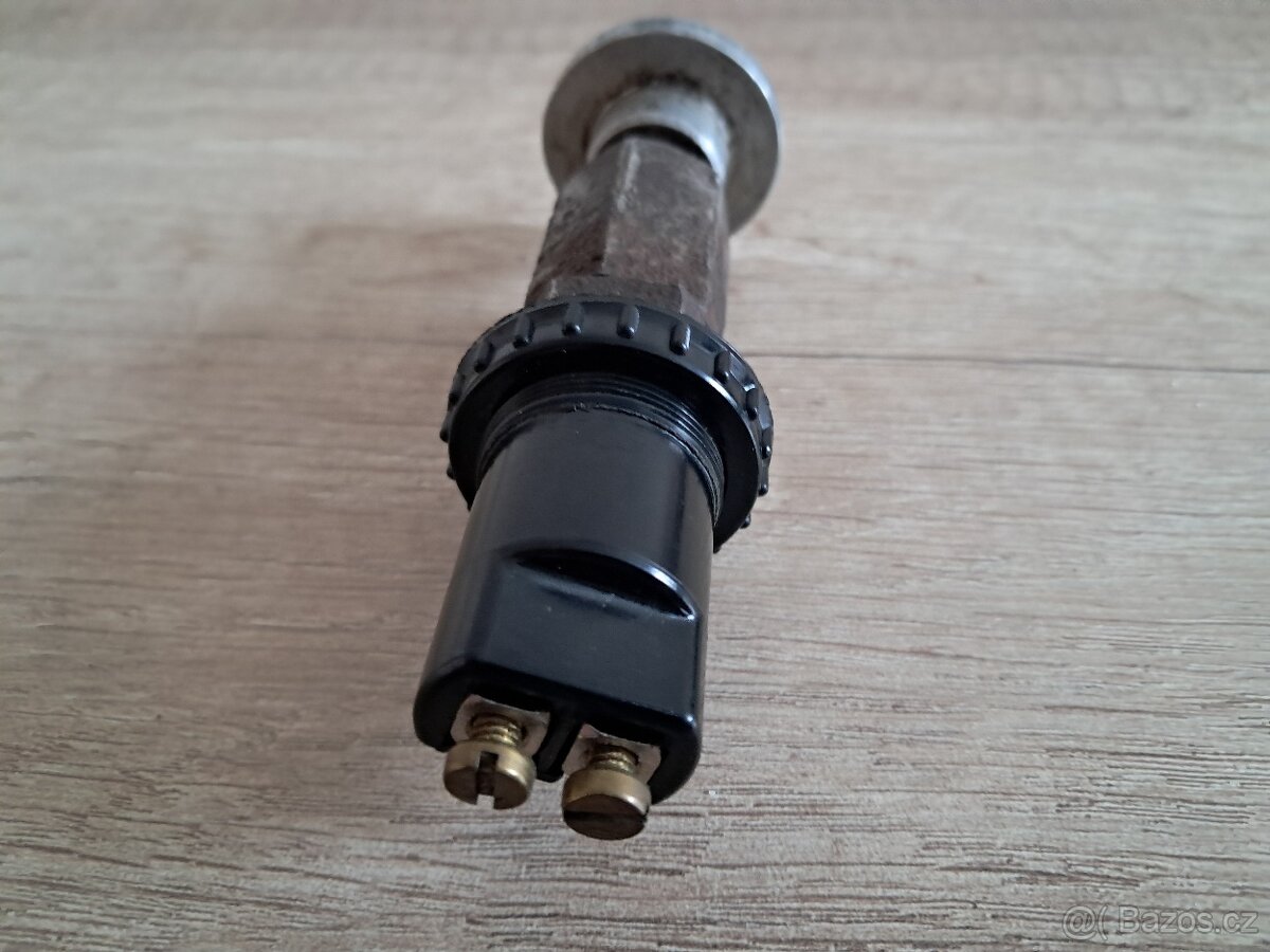 Nožní elektrický spínač. - 2