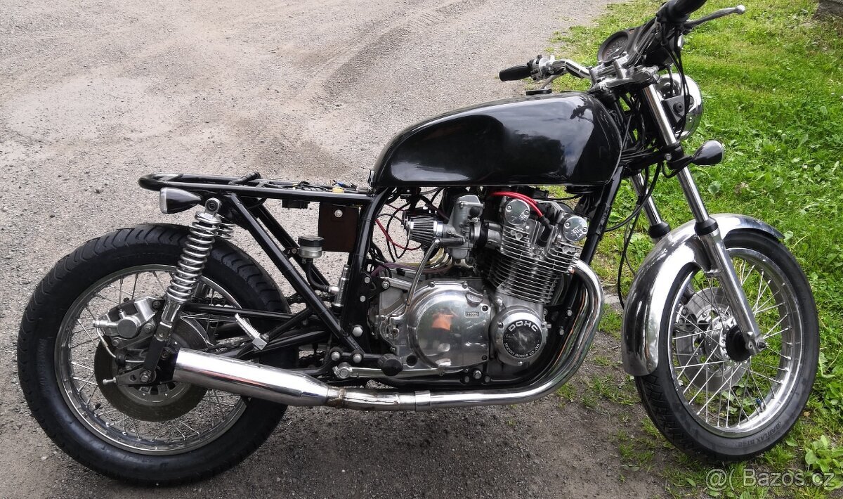 Suzuki GS 750 - 2