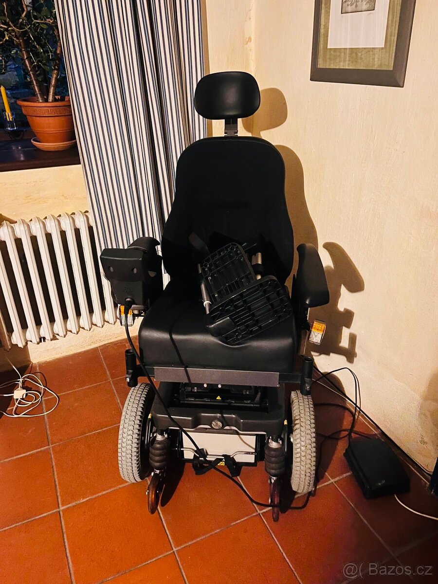 Invalidni vozik Puma 40 - 2