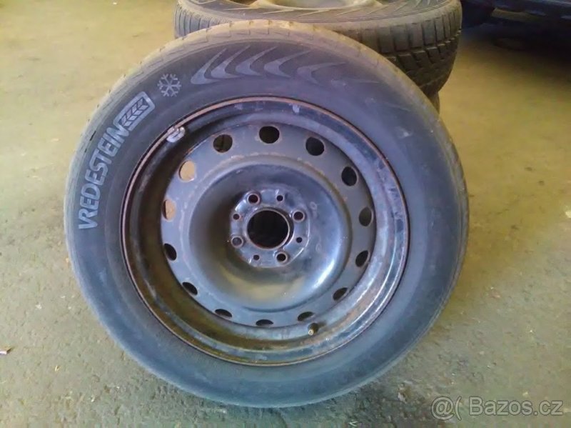 DISKY 4x108 PEUGEOT,FORD + PNEU ZIMNÍ 185/65/15 - 2