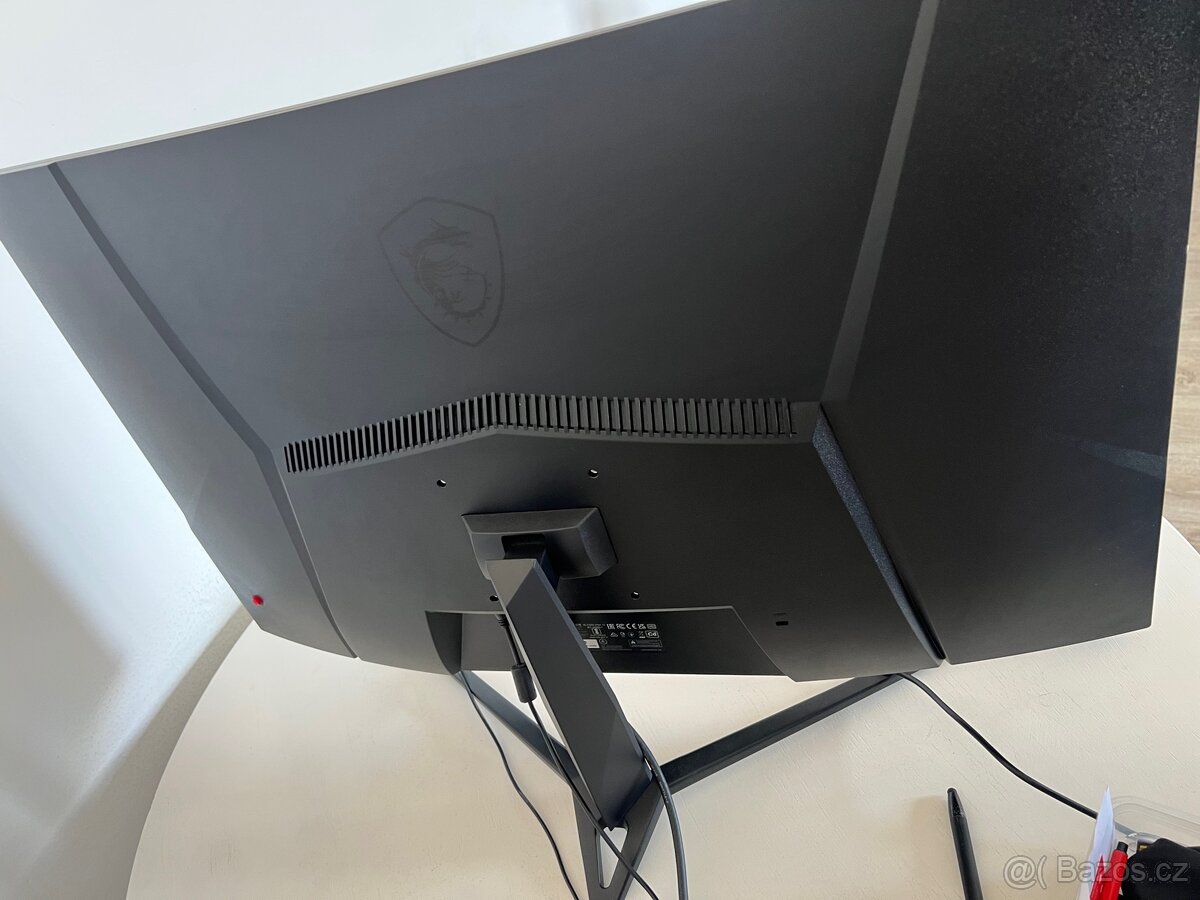 herní monitor MSI G32CQ4 E2 - 2