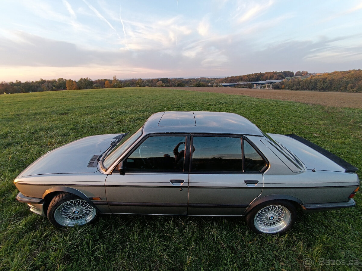BMW E28 - 2