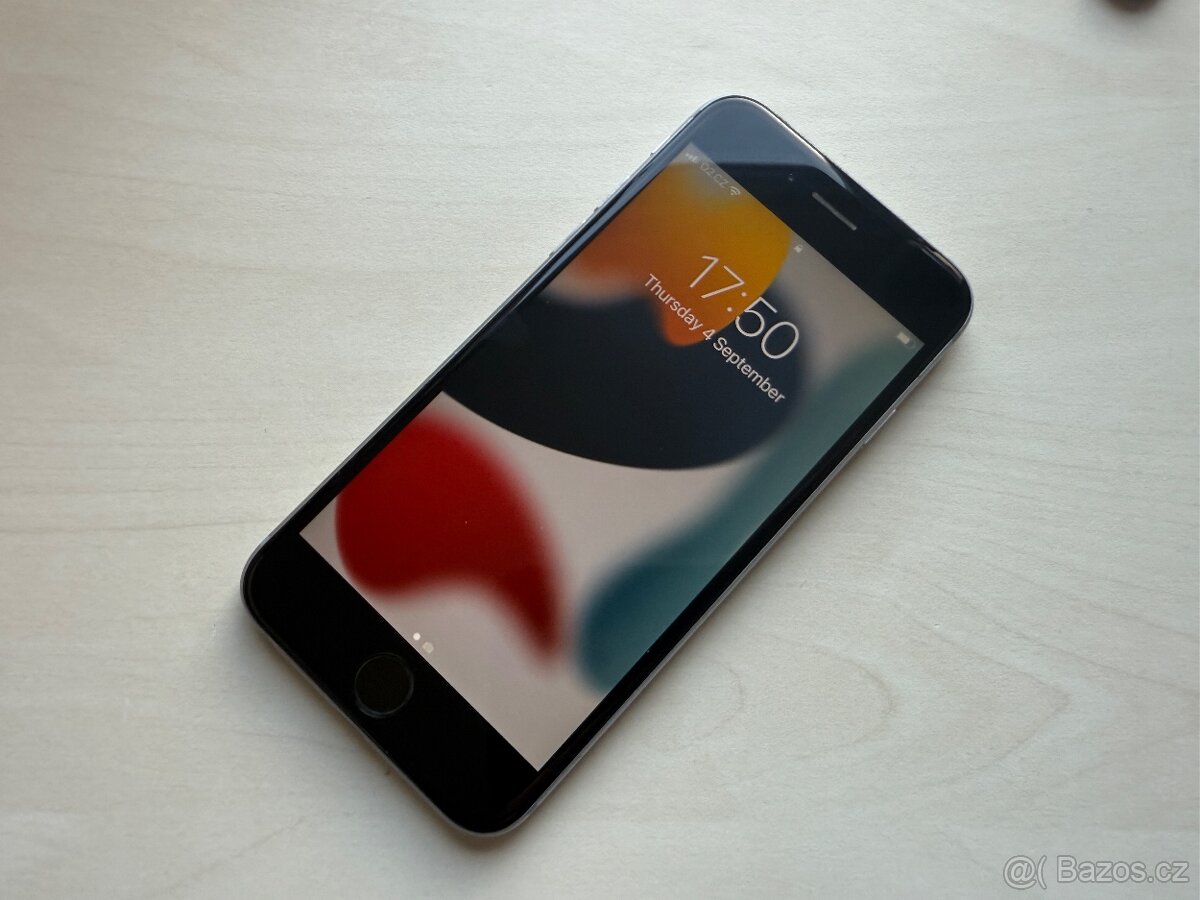 iPhone 6S 64 GB stribrny - 2