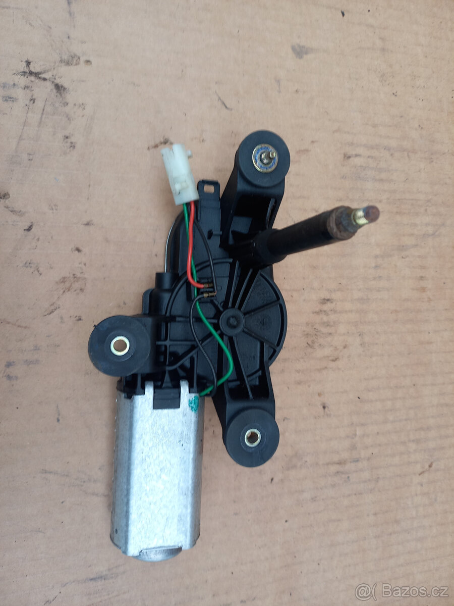 FIAT PUNTO II MOTOREK STĚRAČŮ - 2