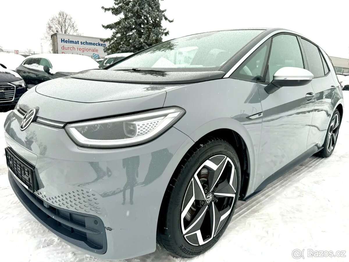 Volkswagen ID.3 Pro Perf. 150kw/matrix/kamera/Keyless/ACC - 2