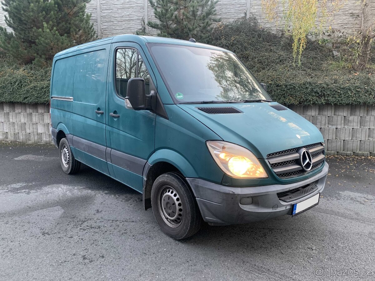 Mercedes-Benz Sprinter 2.1 CDi 70 kW SKŘÍŇ L1H1 r.v. 2010 - 2