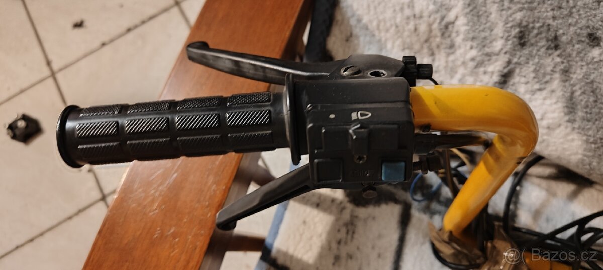 Manet Korado domino páčky s řídítky - 2