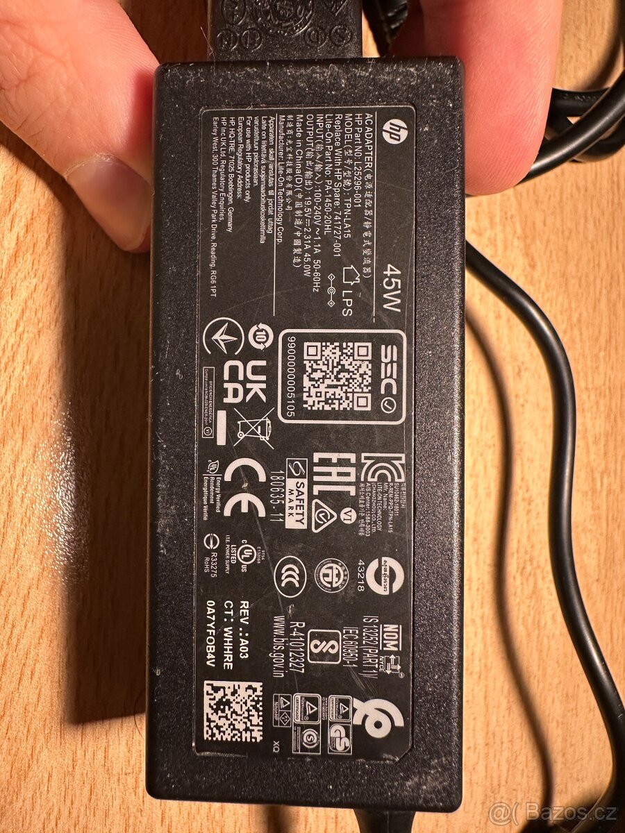 HP original nabijecka na notebook. - 2