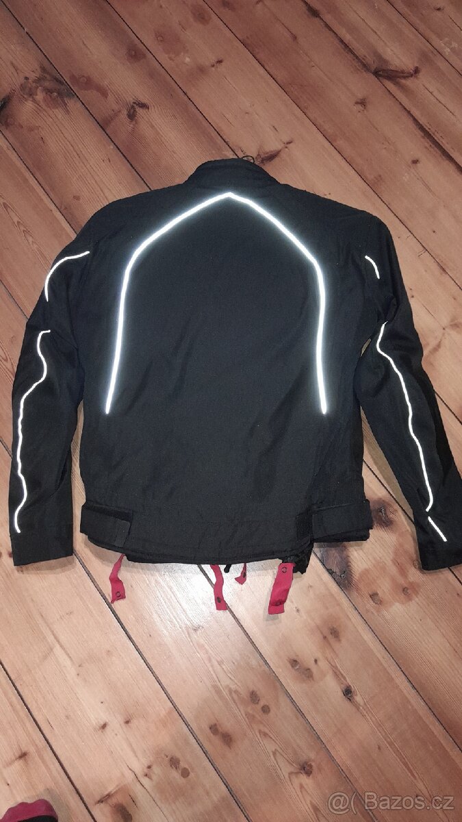 Dámské oblečení na moto+přilba - 2